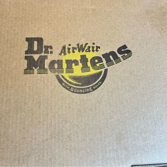 Dr. Marten’s Women’s 1460 Pascal Faux Fur 8 Eye Boots - Picture 7 of 10